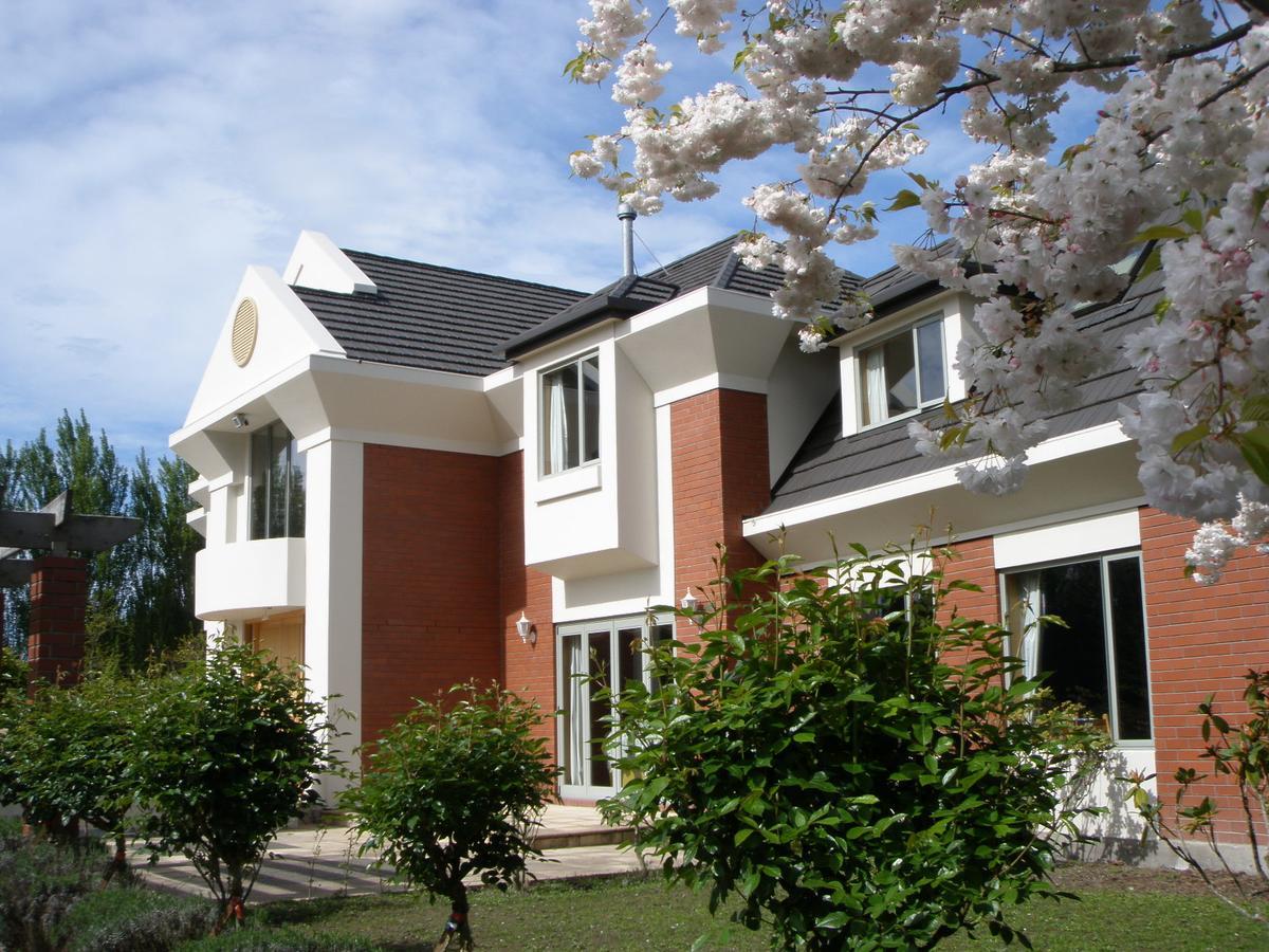 Shamrock Garden B&B Airport Christchurch Exterior photo