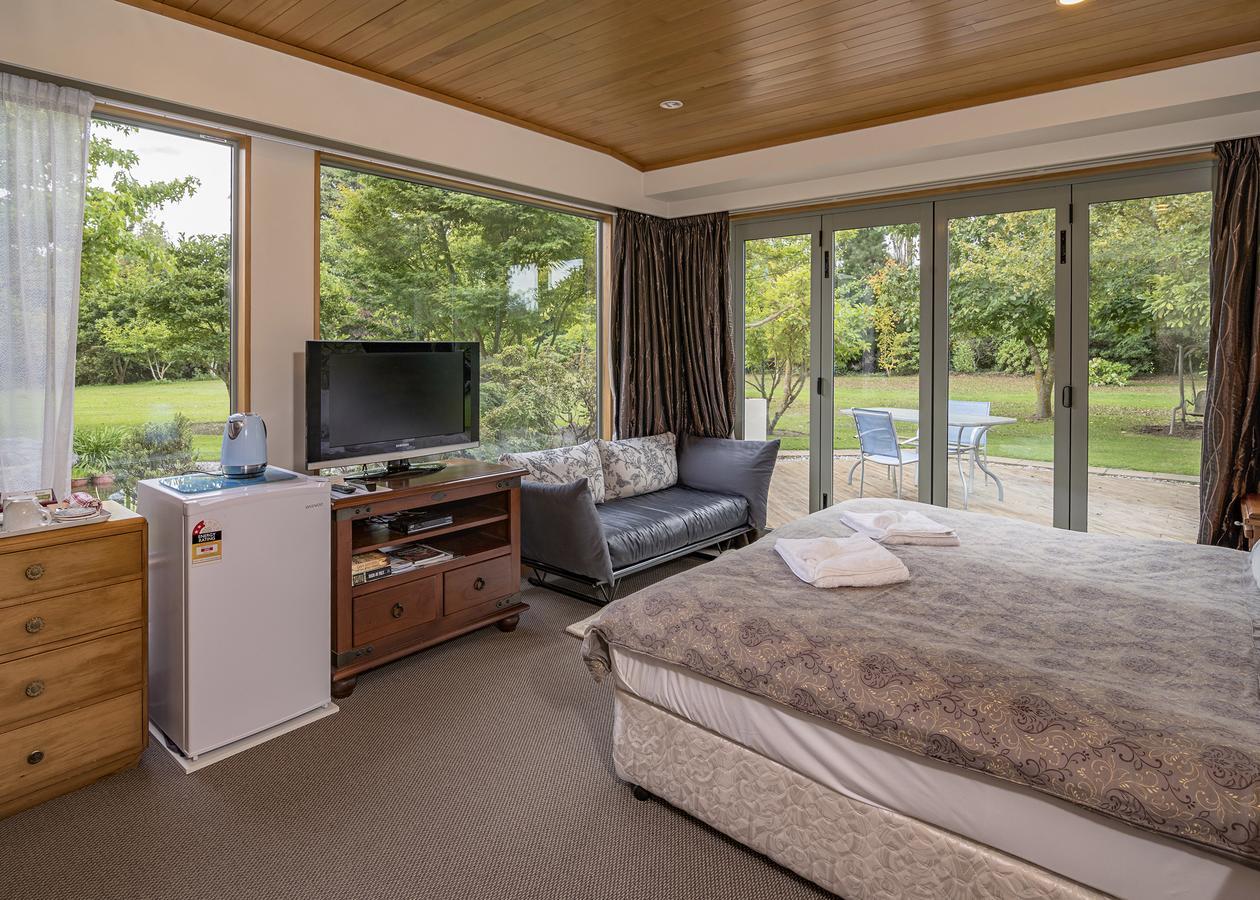 Shamrock Garden B&B Airport Christchurch Exterior photo
